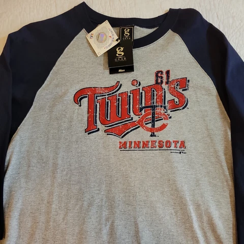 2004 Minnesota Twins Gear for Sports T-Shirt Raglan Sleeve Large Gray NWT Cover