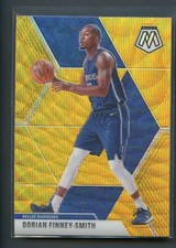 Mosaic Gold Wave Prizm Dorian Finney-Smith #64 2019-20 Panini Nets Mavericks