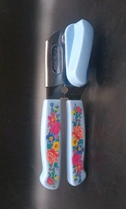 Original Vintage THE PIONEER WOMAN Floral Can Opener w/Blue handles 7.5" Long! - Picture 1 of 18