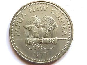 Papua New Guinea. 1977 10 Kina.. Matte UNC.. Rare - Matte Finish.. C/Nickel - Picture 1 of 2