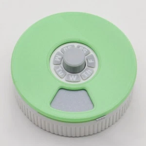 Caja de pastillas de plástico ligera eficiente para presionar y girar mecanismo de semana de giro de empuje - Imagen 1 de 6