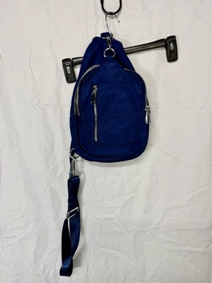 Bandolera Sasha+Sofi Azul con Correa Ajustable Foto 1 de 4