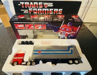 G1 Transformers Optimus Prime Complete (4) Vintage Hasbro - Image 1 of 4