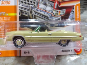 Cadillac Eldorado 1973 convertible Johnny Lightning Classic Gold Collection - Imagen 1 de 4