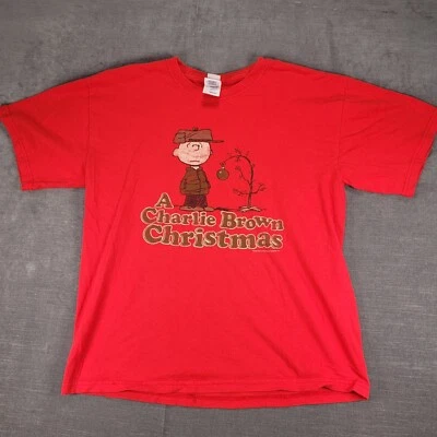 Peanuts Charlie Brown Vintage Christmas Graphic Print T-Shirt Red Large - Image 1 of 4