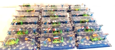 18 SONDERMODELLE FUSSBALL EM SMART BELGIUM, SPAIN, SIKU 4933 4936 4941 OVP BOX - Bild 1 von 4