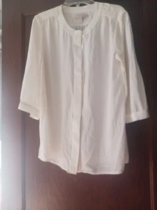 Banana Republic Cream Womens Silk Blouse Button Down Short Sleeve Size 4 - Picture 1 of 4