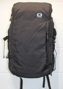 Zaino originale Ogio Fuse con custodia per laptop, OTTIMO! Nero 25L - Foto 1 di 17