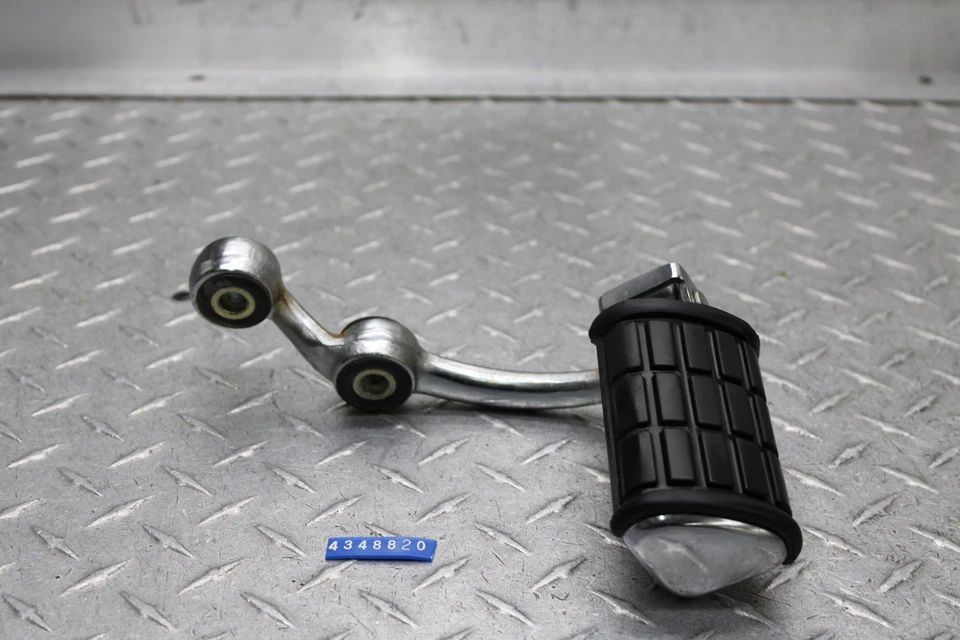 1981 YAMAHA VIRAGO 750 XV750 ПРАВАЯ ПЕРЕДНЯЯ ПОДНОЖКА 4X7-27420-00-93 - Изображение 1 из 4