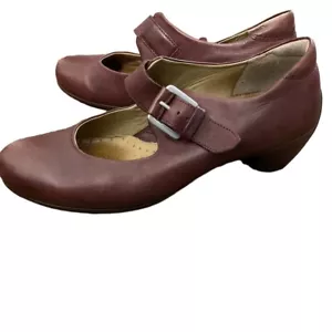 Ecco Burgundy Buckle Strap Low Heel Mary Jane Shoes Womens Size 38 - Picture 1 of 7