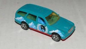 Matchbox Mercedes Benz E430 Wagon (2002 Weekend Heroes version)  - Picture 1 of 4