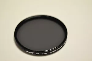 Calumet 77mm SMC circular polarizer filter. - Picture 1 of 5
