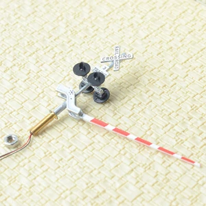 2 x HO scale railroad grade crossing signal arm gate stop lever 3 tracks #S43R - Picture 1 of 5