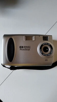 HP PhotoSmart 215 digitale Fotokamera silber - Bild 1 von 4