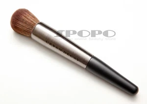URBAN DECAY Pro Collection Optical Blurring Brush F-105 100% Authentic RRP$32 - Foto 1 di 10