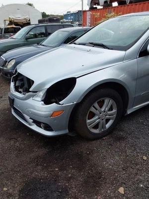 Rear View Mirror 164 Type GL450 With Phone Fits 07-12 MERCEDES GL-CLASS 1337115 - Image 1 of 4