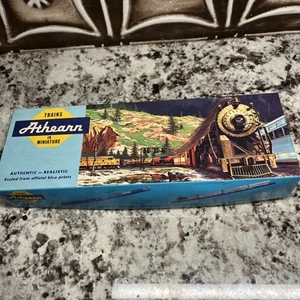 HO Scale Athearn Gray GP38-2 Diesel Locomotive Seaboard System Train ๐โจ - Picture 1 of 10