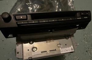 FABRICANTE DE EQUIPOS ORIGINALES BMW CIC NAVIGATION HEADUNIT CD FM RADIO HU 65129278075, 65 12 9 278 075 - Imagen 1 de 7