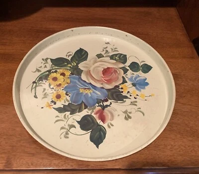 Vintage Tin Floral Tray 12.75" diameter - Image 1 of 3