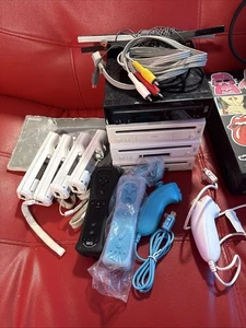 Konvolut 4 Nintendo Wii Konsolen und eine Xbox One mit Kinect kostenloser Versand - Bild 1 von 10