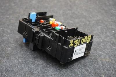 Модуль распределительной коробки предохранителя передней кабины от оригинального производителя 23200664 Cadillac Escalade ESV 2015-20 - Изображение 1 из 4