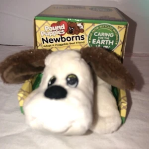 2023 Hasbro Pound Puppies Newborn Plush White w/Brown Spots New In Box - Picture 1 of 7