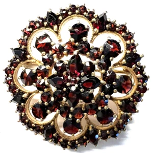 Lovely Vintage Garnet Brooch ~ Superior Cutwork, Shines the Best I've Ever Seen - Picture 1 of 5