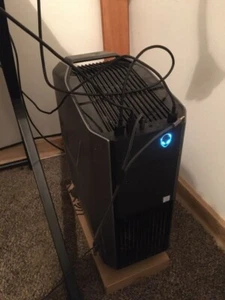 alienware aurora r7 - Picture 1 of 2