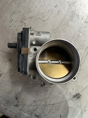 2018 CHEVROLET CAMARO 6,2 Л КОРПУС ДРОССЕЛЬНОЙ ЗАСЛОНКИ OEM 12678223 53,829 МИЛЬ - Изображение 1 из 4