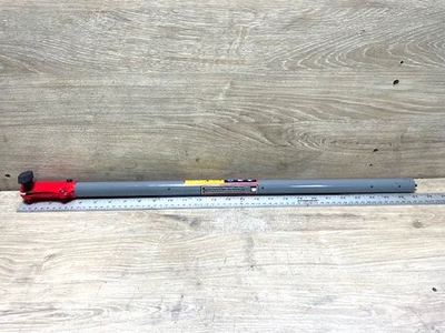 Recortadora de cuerda de gas Craftsman WC2200 carcasa superior y eje de transmisión con acoplador Foto 1 de 4