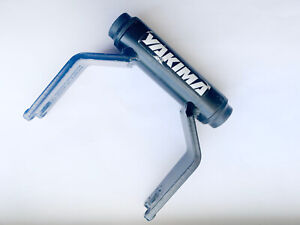 Used Yakima 15mm x 110mm Thru-Axle Fork Adaptor Very Good Condition