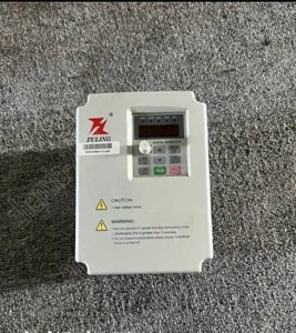 1PC  used  DZB280B002.2L2DK 2.2KW 220V Fuling inverter - Picture 1 of 2