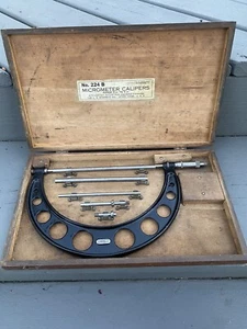 Vintage Starrett 224B 6" to 9" Micrometer  Set Wood Case ratchet stop Micrometer - Picture 1 of 19