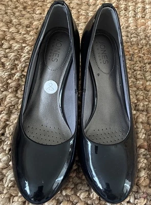 Pumps, Women’s, Black Patent Leather, Size 8 Jones NY - Image 1 of 4