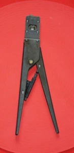 Genuine Amp 90298-2 Hand Crimp Tool 20-18 Great Condition - Picture 1 of 4