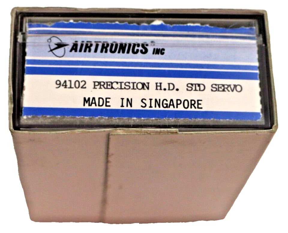 Airtronics 94102 Precision H.D. STD Servo New in Original Package - Image 1 of 4