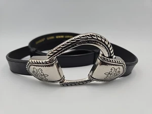 Chico's schwarzer Ledergürtel silberfarbene Schnalle verstellbarer Haken 1131052 Gr. S/M - Bild 1 von 5