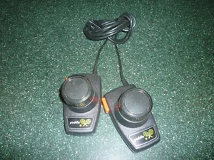 Atari 2600 Video Game Pair Of Original Paddles CX-30 Working - Picture 1 of 2