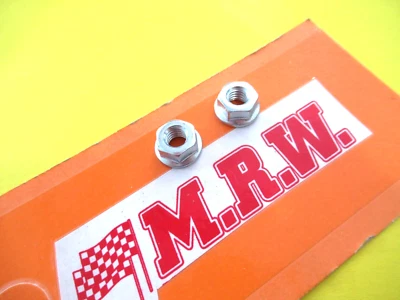 PARAFUSO DE BATERIA J HASTE GANCHO PORCA CONJUNTO S ALÇA SEGURAR QUADRO serve para SCION xA 04 05 06 - Imagem 1 de 3