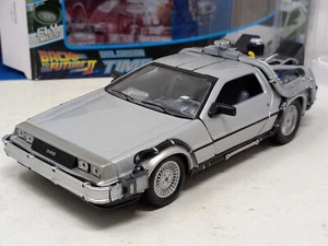 WELLY 1:24 / DELOREAN DMC-12 Time Machine Back to the Future II / Original Box - Imagen 1 de 19