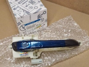 Conjunto de manija de puerta trasera derecha Ssangyong Tivoli 2015-en 7245035100ACT genuino - Imagen 1 de 12