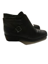 Covington Women's Size 8 Black Leather Ankle Boots Side Zip Vince