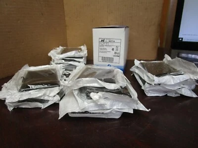   NUEVO LOTE DE 24 PLACAS DE PARED TERMOPLÁSTICAS ESTÁNDAR LEVITON 80714 000-80714 Foto 1 de 4