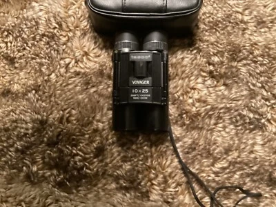 TASCO Voyager Folding Travel Binoculars 10 x 25 All Metal w/Case Very Clean  - Image 1 of 4