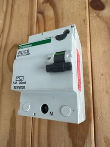 CRABTREE STARBREAKER 363/S030 63A 30mA SPLIT LOAD RCCB RCD - Picture 1 of 4
