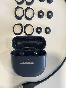 CHARGING CASE for Bose QuietComfort Earbuds II  Excellent No Earbuds + Bundle