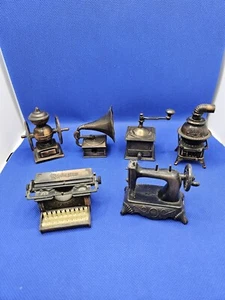 (6) Sacapuntas de lápiz accesorio miniatura diecast para casa de muñecas años 70 - Imagen 1 de 9