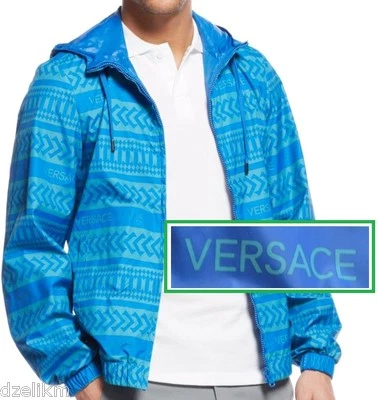 NUEVO CON ETIQUETAS Versace Jeans By Gianni LOGO Reversible Impermeable Chaqueta de Lluvia con Capucha Foto 1 de 4