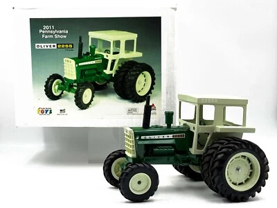 1/16 Oliver 2255 w/ Cab and FWA 2011 PA Farm Show - Image 1 of 3