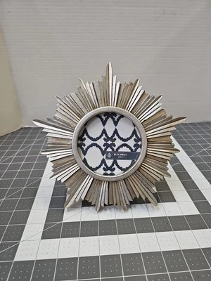 Marco de fotos Silver Sun Burst 4” X 4” desgastado por impresión azul Foto 1 de 4